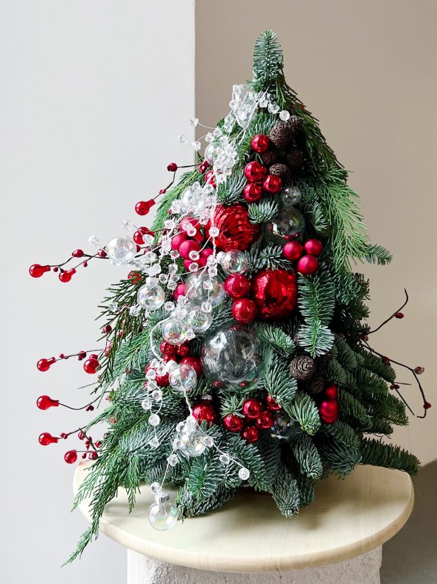 classy red Christmas Tree arrangement