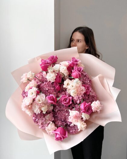 Doručení květin Bouquet Forever Valentine od Coolflowers po Praze