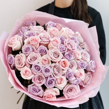 perfect pink mix 51 pc by Coolflowers flower delivery in Prague